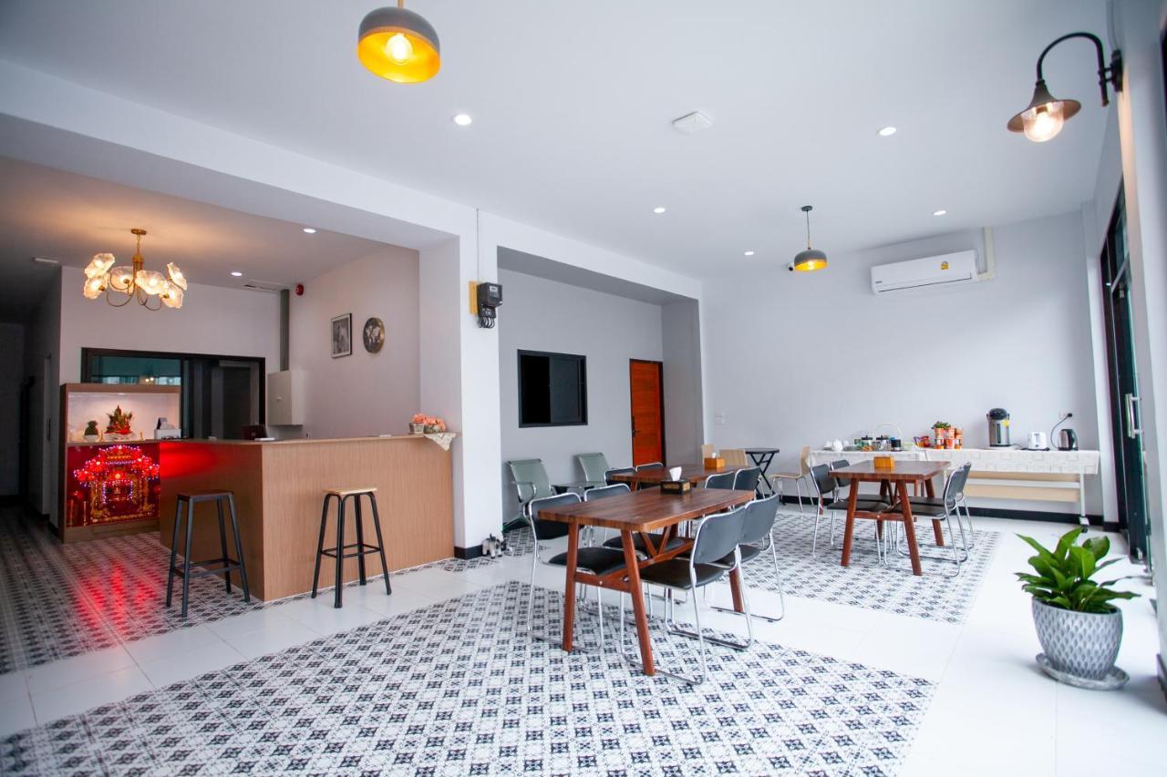 The Brown Boutique Patong Hotel Exterior photo